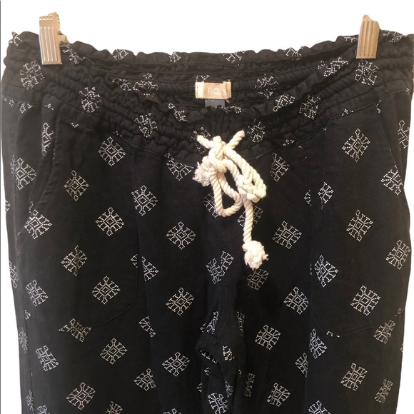 Roxy Black Printed Snowflake Lounge Pant Sz L Relaxed Flare Hem Drawstring Waist - Picture 2 of 5